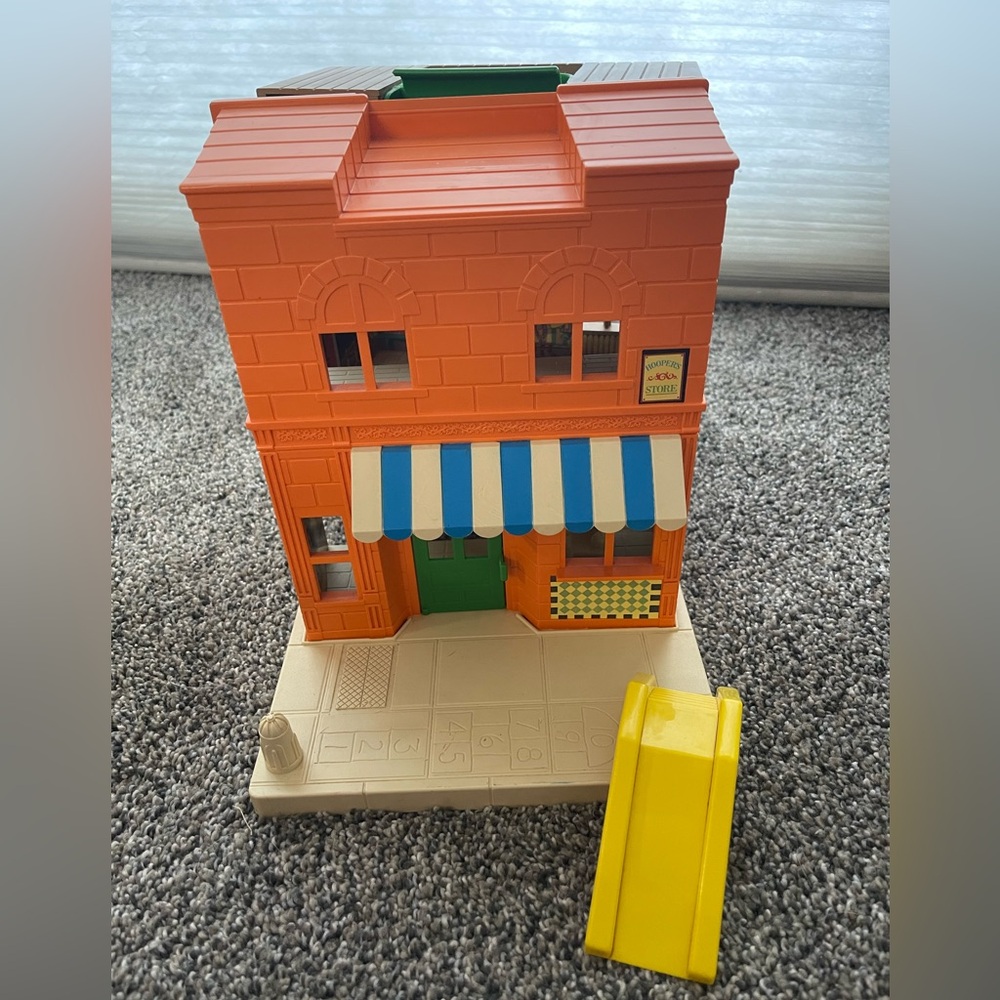 Vintage 1984 Sesame Street Muppets Mr. Hooper's Store Playset